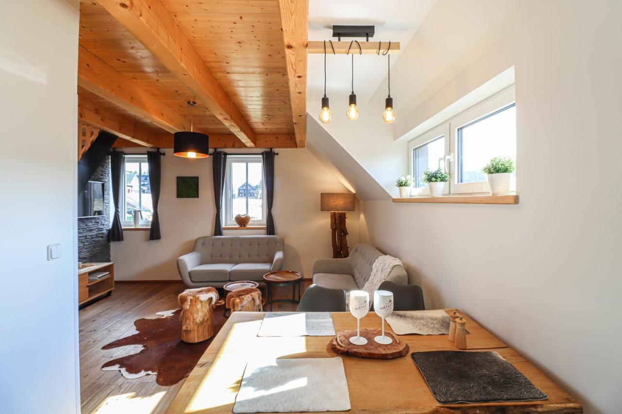 Woodhome - Luxury Mountain Apartment Горні-Мала-Упа Екстер'єр фото