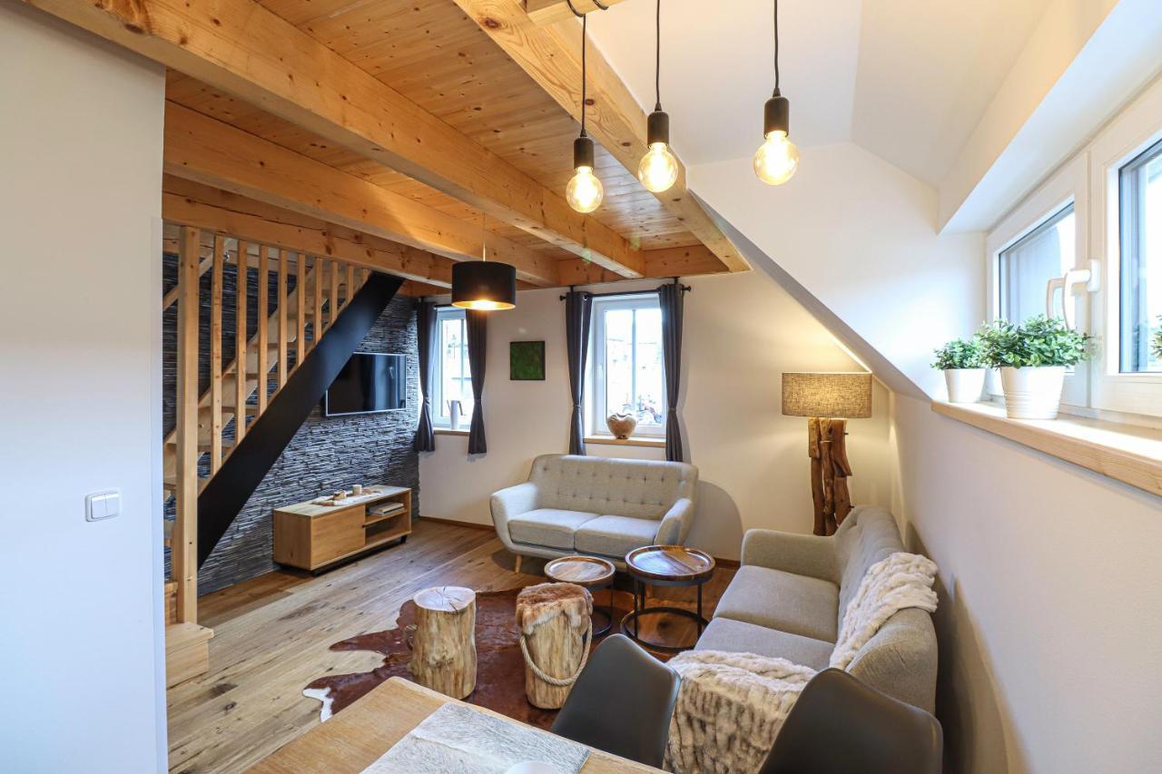 Woodhome - Luxury Mountain Apartment Горні-Мала-Упа Екстер'єр фото