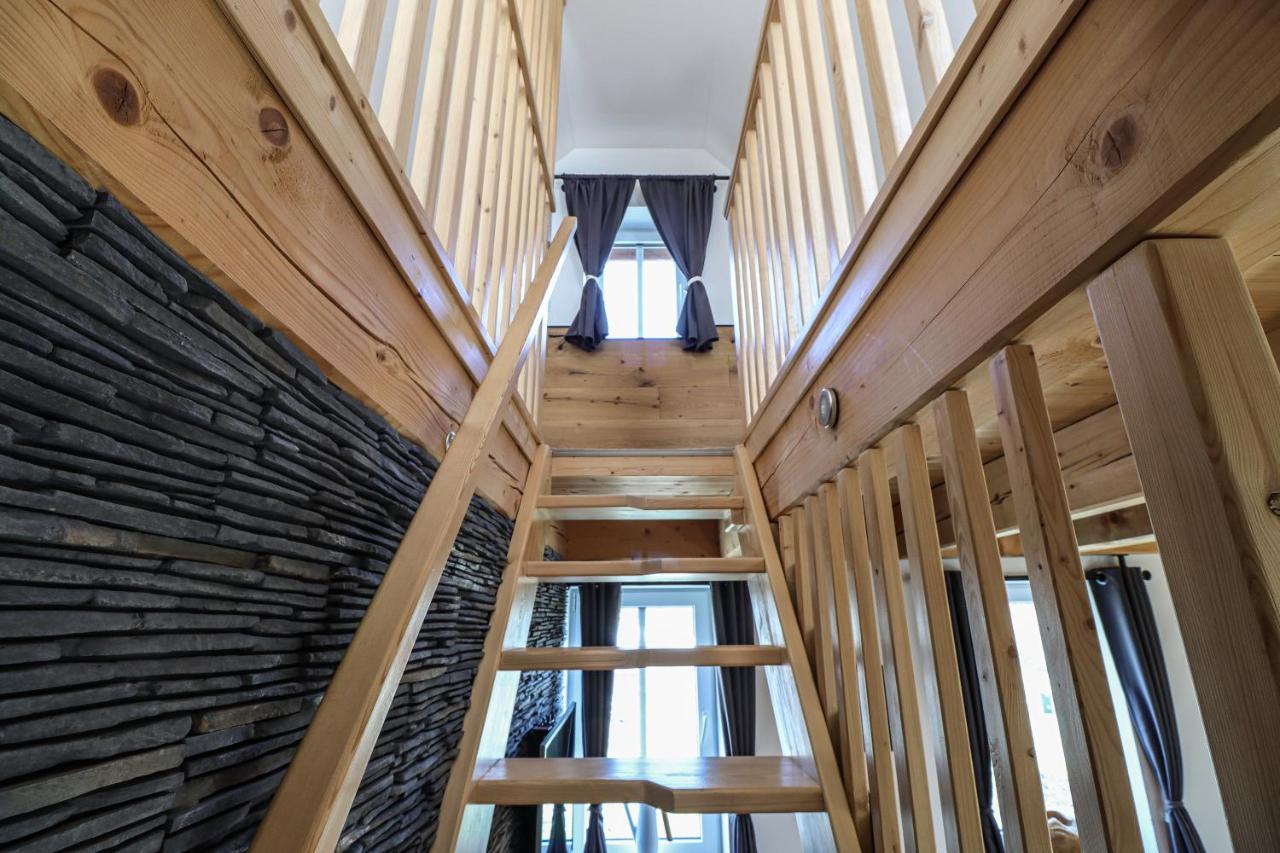 Woodhome - Luxury Mountain Apartment Горні-Мала-Упа Екстер'єр фото