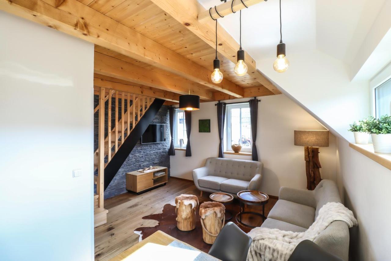 Woodhome - Luxury Mountain Apartment Горні-Мала-Упа Екстер'єр фото