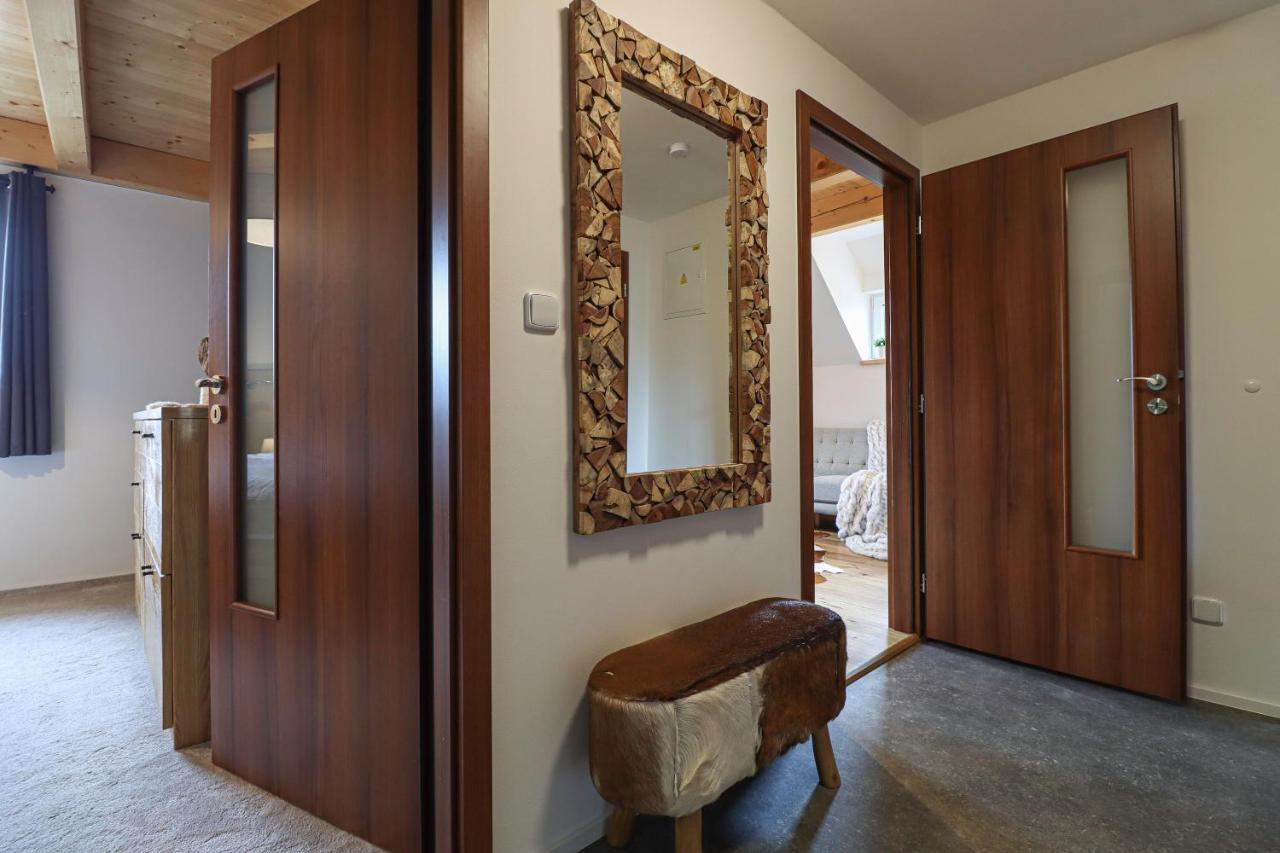 Woodhome - Luxury Mountain Apartment Горні-Мала-Упа Екстер'єр фото